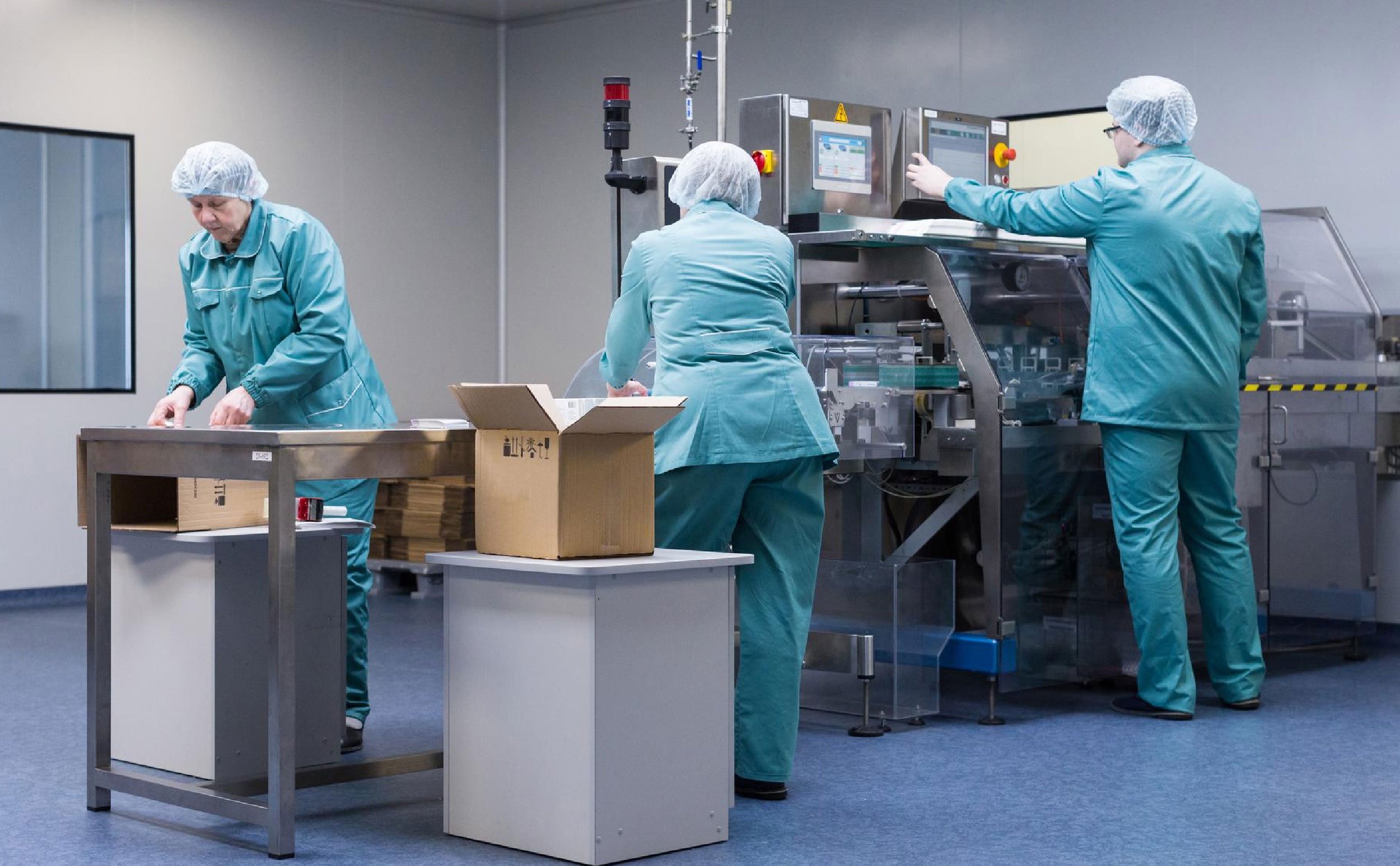 fda compliance with cmms pharmaceutical technicians working pharmaceutical factory