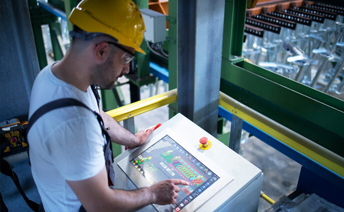 maintenance as a service preventive maintenance factory worker monitoring machine