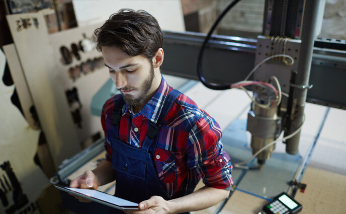 preventive maintenance work order worker with tablet